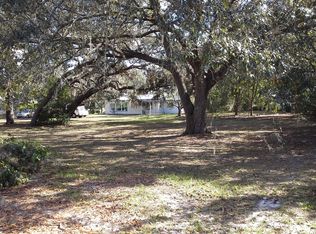 9501 Lakeview Dr, New Port Richey, FL 34654