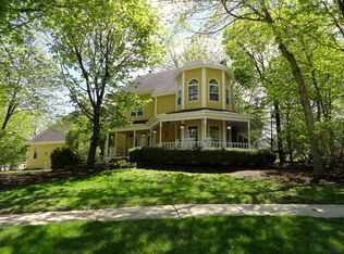 852 Ravinia Ct, Batavia, IL 60510