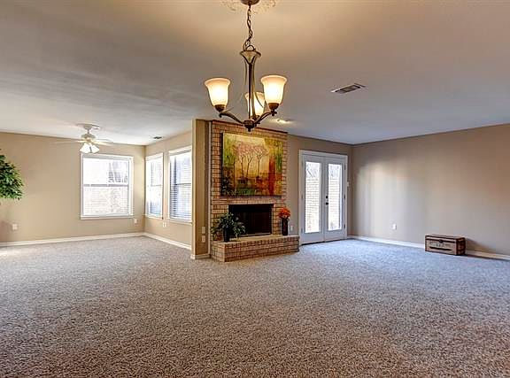 4th image of 3404 Courtyard Cir