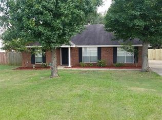 3216 Browns Rd, Millbrook, AL 36054