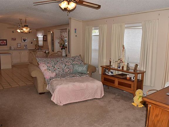 5th image of 443 S 6th Ave #133)