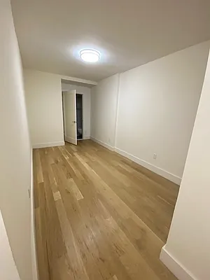 Rented by Bond New York | media 24