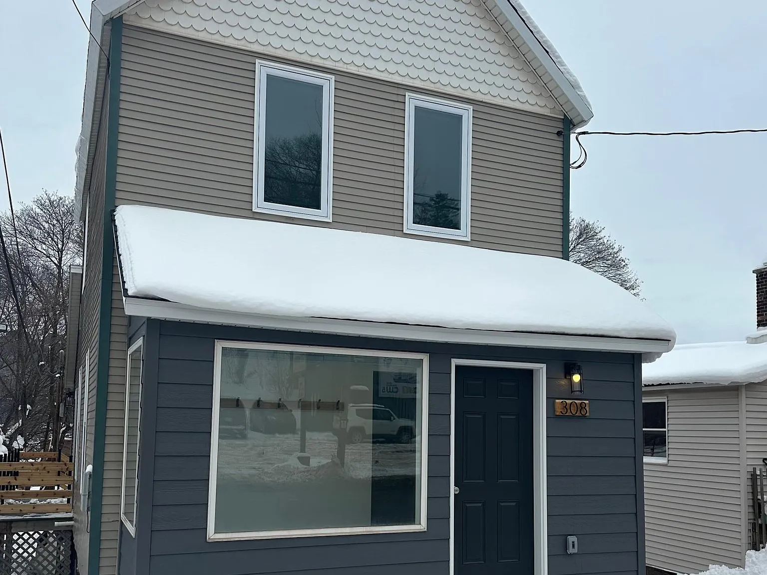 3 bed, 1604 sqft, $2,200 — Photo 1