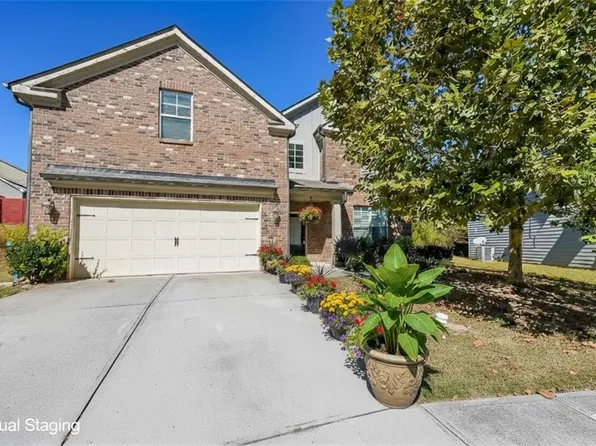 819 Still Hill Ln SE, Lawrenceville, GA 30045