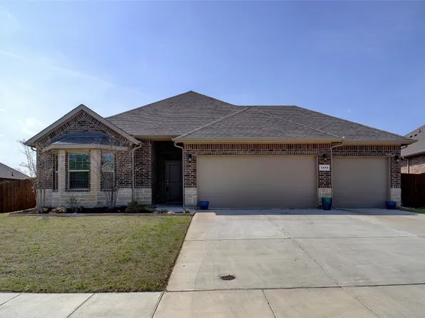 3449 Lauren St, Krum, TX 76249
