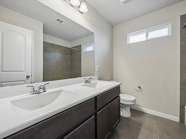 5636 Sacco St — Photo 10