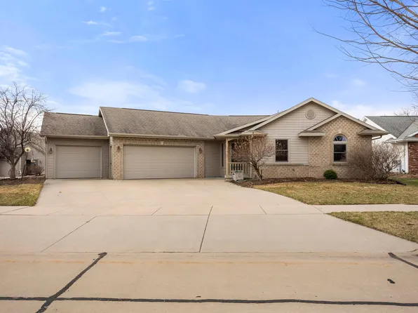 115 W Winrowe Dr, Appleton, WI 54913