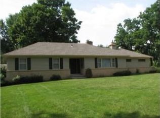 9624 State Line Rd, Leawood, KS 66206