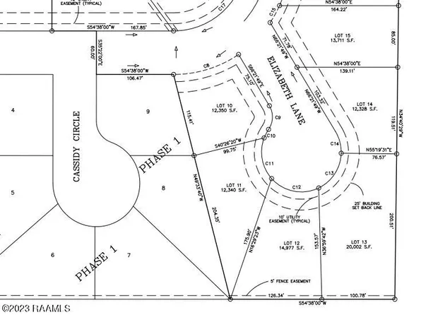 13 Elizabeth Dr, Breaux Bridge, LA 70517