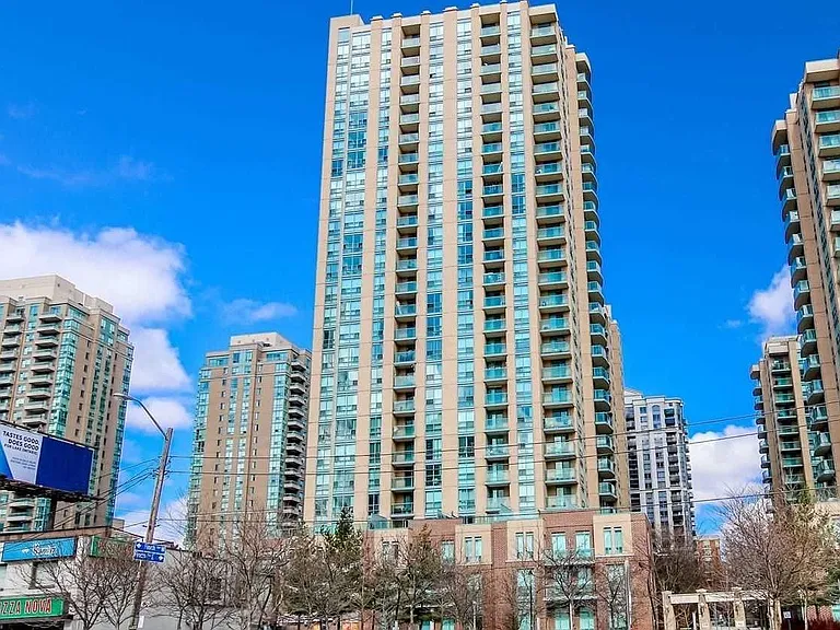 22 Olive Ave #807 — Photo 1