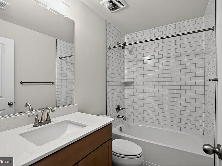 3612 Farr Ave — Photo 7