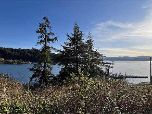 1201 Port Washington Rd, Southern Gulf Islands, BC V0N 2M1