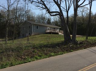 29 Jade Rd, Rocky Mount, MO 65072