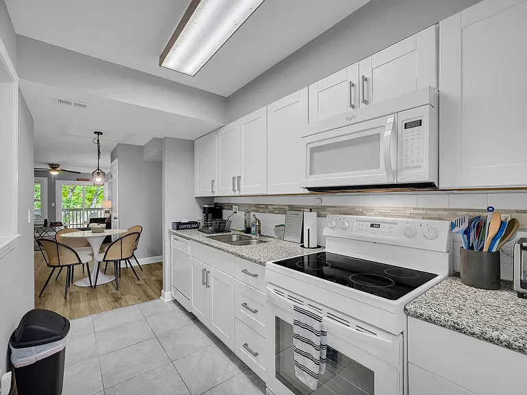 290 Appleby Dr #268 — Photo 39