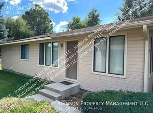 907 Smith Ave, Nampa, ID 83651
