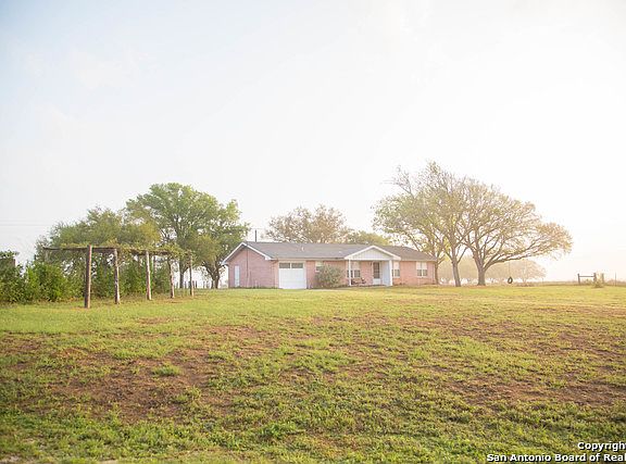 2nd image of 902 County Road 150
