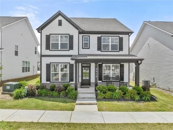 5215 Addison St, Flowery Branch, GA 30542
