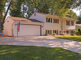 2780 Riviera Dr S, White Bear Lake, MN 55110