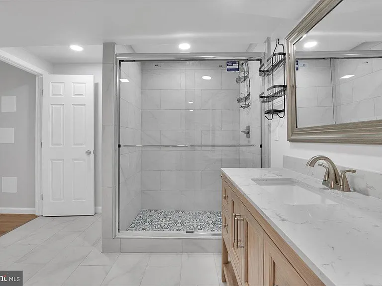 12451 Plowman Ct — Photo 35