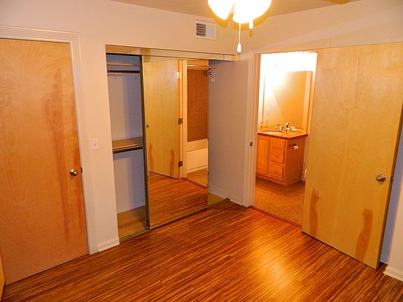 5th image of 2222 Detroit Ave APT 608