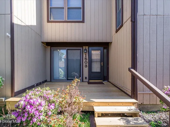 1503 Huntington Court, East Greenbush, NY 12061