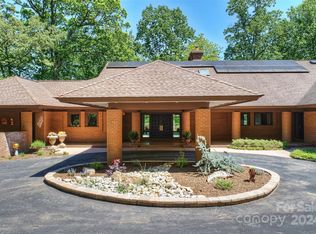 101 Berry Mountain Rd, Cramerton, NC 28032