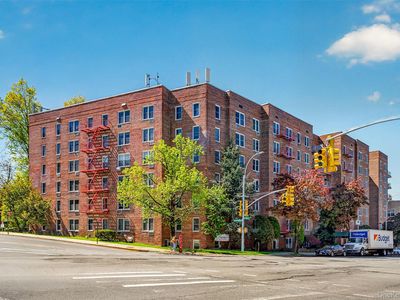 241-20 Northern Boulevard #4P, Flushing, NY, 11362