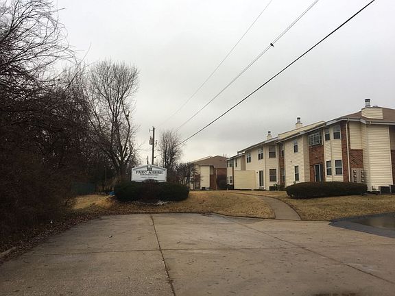 4th image of 716 Materdie Ln APT B