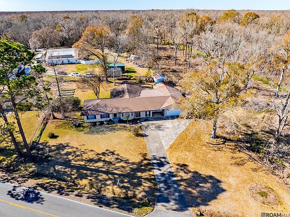 2nd image of 846 Brule Guillot Rd