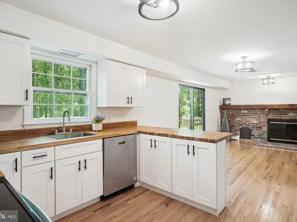 20030 New Hampshire Ave, Brinklow, MD 20862