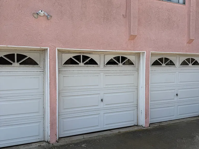 1639 Oliver Ave #C — Photo 21