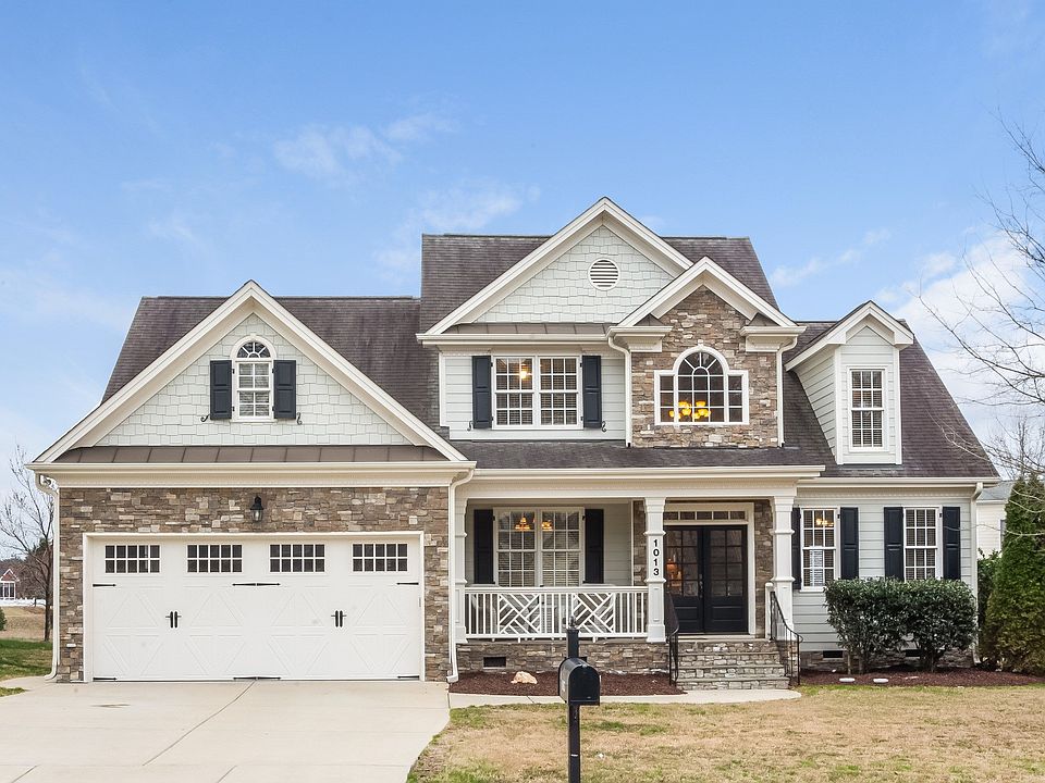 1st image of 1013 Lyndhurst Falls Ln