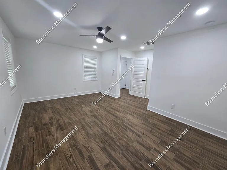 1064 Westmoor Dr NW — Photo 13