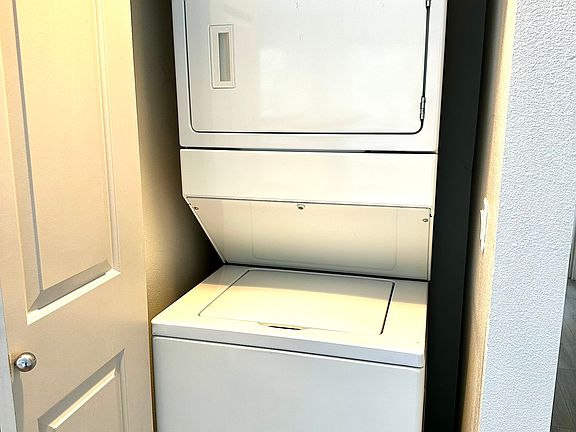 Washer and Dryer in Unit