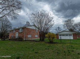 2700 Stephan Rd, Louisville, KY