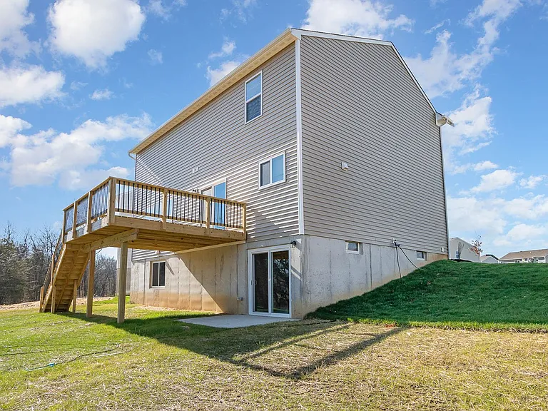 5738 Azra Ct — Photo 22