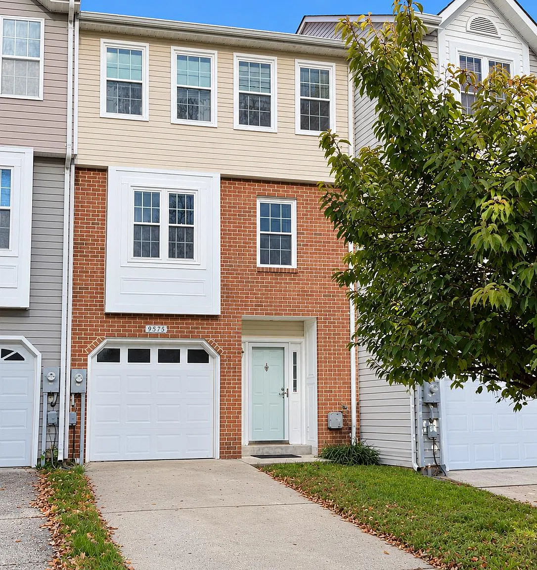 4 bed, 3.5 bath, 1867 sqft, $3,200 — Photo 1