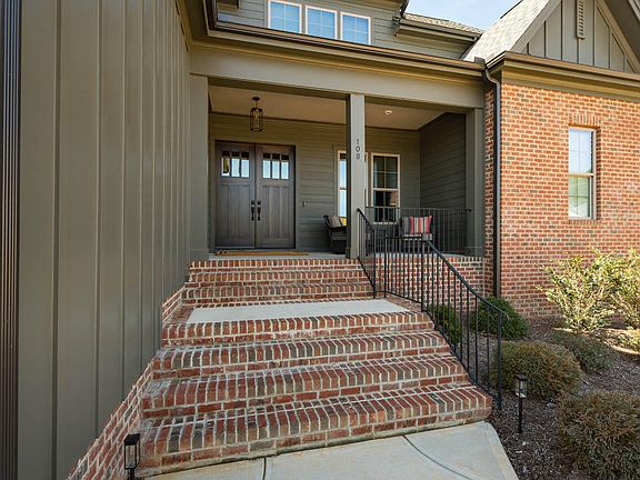 4th image of 108 Old Mill Pl