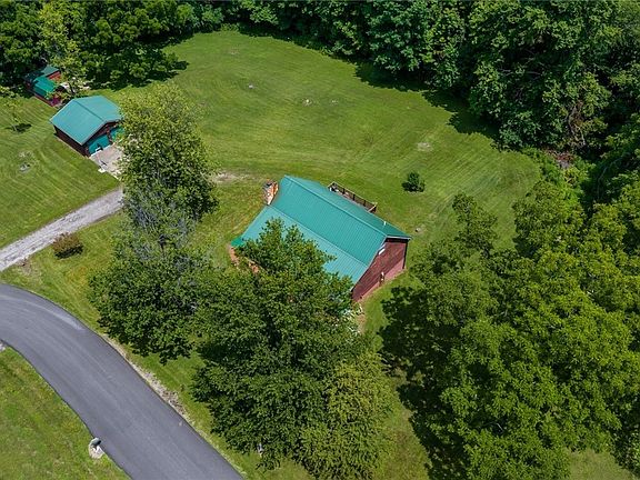 3rd image of 3730 Ridgeland Dr