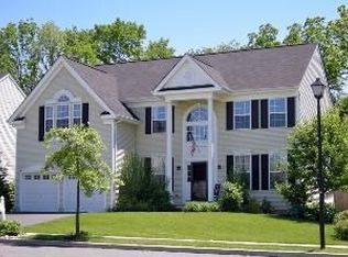 7696 Crane Xing, Macungie, PA 18062