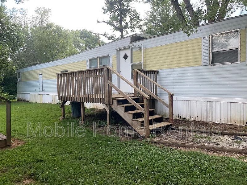 1st image of 249 Maple Hill Cir