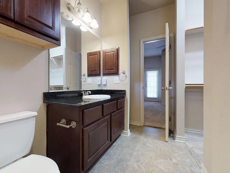 146 Forest Dr — Photo 20
