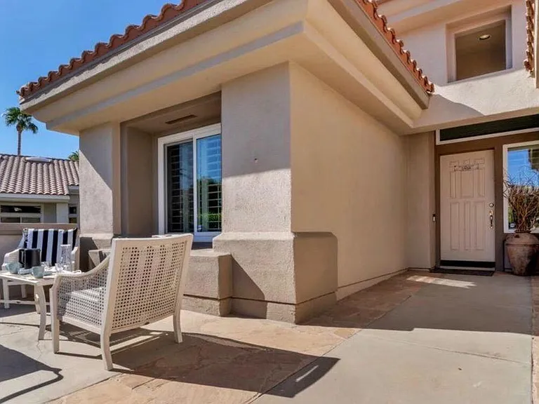 38635 Orangecrest Rd — Photo 2
