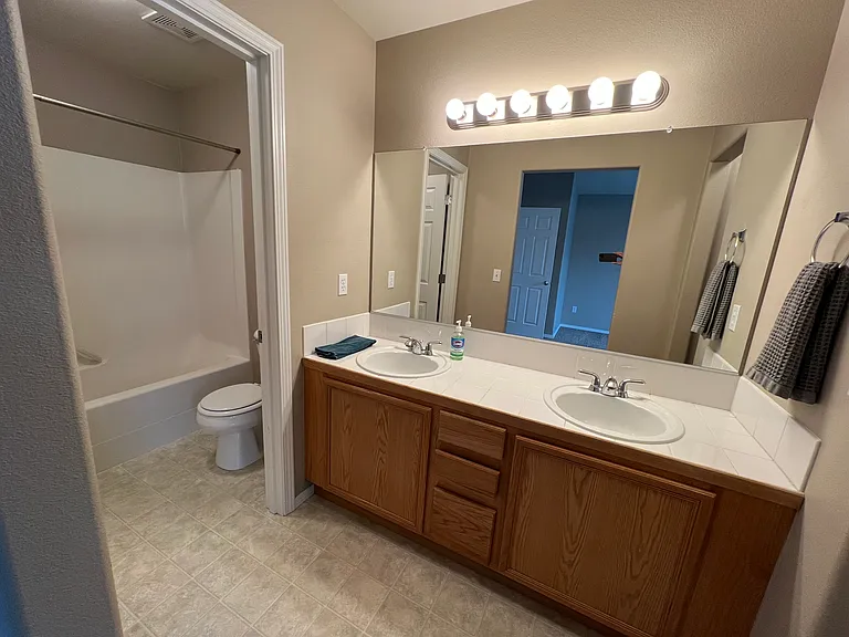 2753 SE 75th Ave — Photo 15