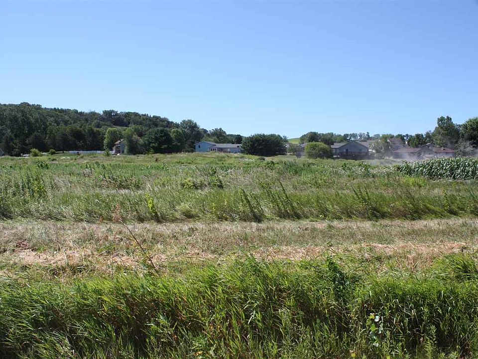 2nd image of L1 W Crystal Lake Rd