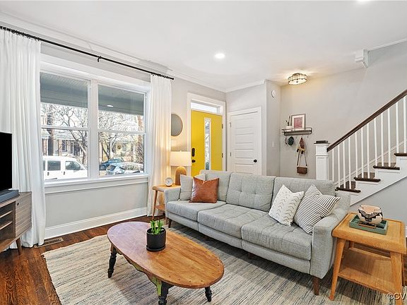 4th image of 2117 Rosewood Ave