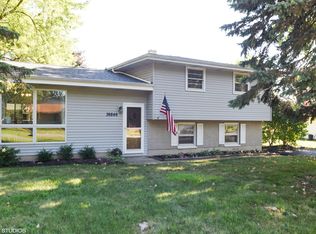 36846 Terry Dr E, Lake Villa, IL 60046