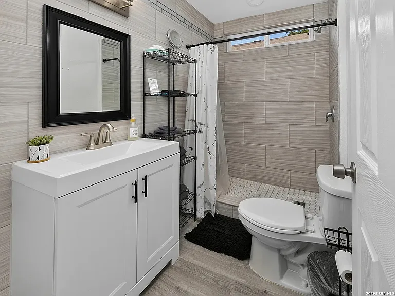 426 Dunning Ave — Photo 5