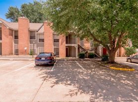 2401 Sycamore Ave