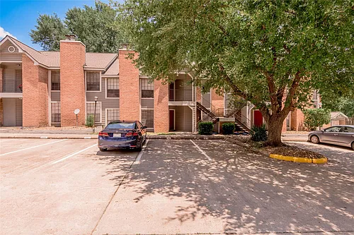 2401 Sycamore Ave Photo 1